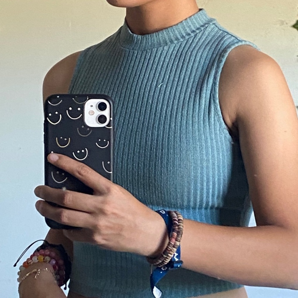 crop top